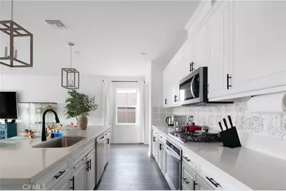 45033 Starina, Lake Elsinore, CA 92532 - Photo 9