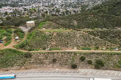 10200 Willow Springs, Sunland, CA 91040 - Photo 17