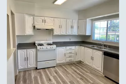 99 N Greenwood Avenue, Pasadena, CA 91107 - Photo 9