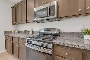 4352 Monarch Dr, Fontana, CA 92336 - Photo 9