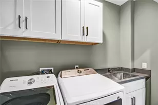 693 Castlehill Dr, Walnut, CA 91789 - Photo 23