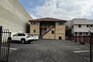 811 S Vermont, Los Angeles, CA 90005 - Photo 3