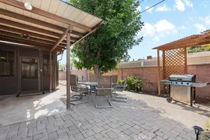 8131 Garden Grove, Reseda, CA 91335 - Photo 35