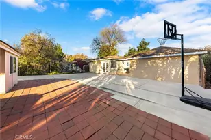 731 S Michillinda Ave, Pasadena, CA 91107 - Photo 43