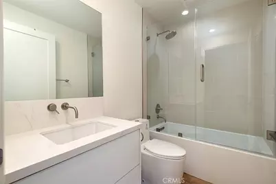 822 S Plymouth #4, Los Angeles, CA 90005 - Photo 17