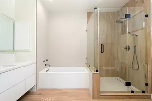 822 S Plymouth, Los Angeles, CA 90005 - Photo 15