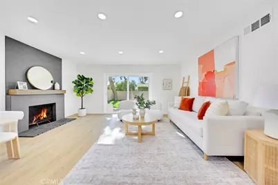 14658 Cohasset, Van Nuys, CA 91405 - Photo 3