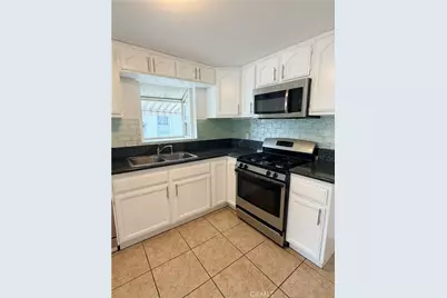 175 Madre Street, Pasadena, CA 91107 - Photo 13