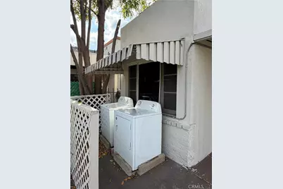 175 Madre Street, Pasadena, CA 91107 - Photo 15