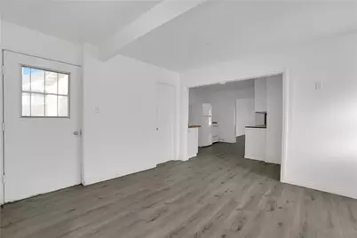 902 S Hope Avenue, Ontario, CA 91761 - Photo 11