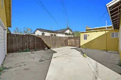 902 S Hope Avenue, Ontario, CA 91761 - Photo 25