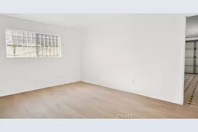 8024 Crockett, Los Angeles, CA 90001 - Photo 27