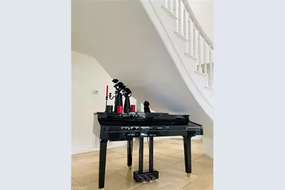 15435 Live Oak Springs Canyon, Canyon Country, CA 91387 - Photo 25