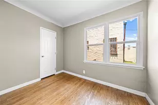 9406 S Harvard Blvd, Los Angeles, CA 90047 - Photo 25