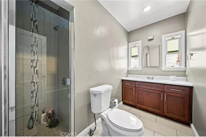 9406 S Harvard Boulevard, Los Angeles, CA 90047 - Photo 21