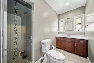 9406 S Harvard Blvd, Los Angeles, CA 90047 - Photo 21