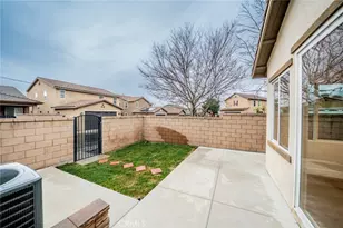 15841 Barletta, Fontana, CA 92336 - Photo 27