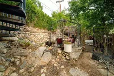 640 Sturtevant Dr, Sierra Madre, CA 91024 - Photo 23