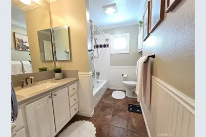 7822 Rhine, Huntington Beach, CA 92647 - Photo 11