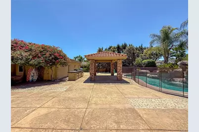 202 W Lemon Avenue, Arcadia, CA 91007 - Photo 37