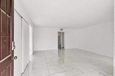 304 Los Verdes Ct, Modesto, CA 95354 - Photo 9