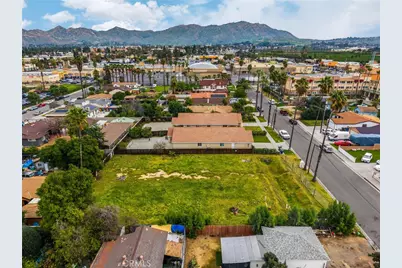 1879 10th, Riverside, CA 92507 - Photo 29