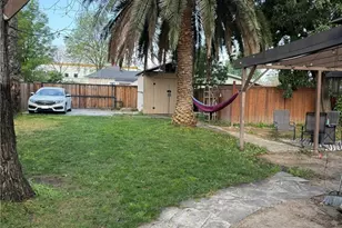 3359 Locust St, Riverside, CA 92501 - Photo 23