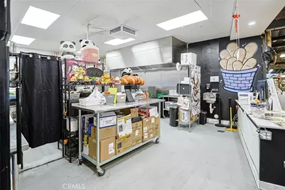 989 S Glendora Avenue #39, West Covina, CA 91790 - Photo 7