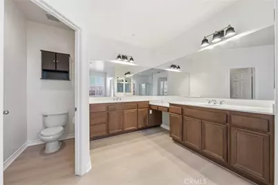 15860 Nuaimi, Fontana, CA 92336 - Photo 19