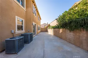 15860 Nuaimi, Fontana, CA 92336 - Photo 31