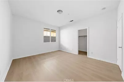 15860 Nuaimi, Fontana, CA 92336 - Photo 31