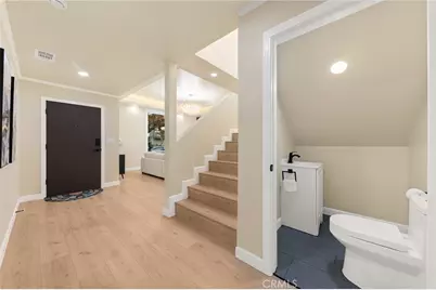 1081 Loma Avenue, Long Beach, CA 90804 - Photo 11