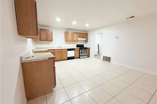 14027 Navajo, Apple Valley, CA 92307 - Photo 5