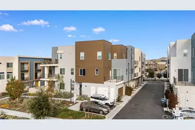 163 Baluster, Irvine, CA 92618 - Photo 5