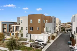 163 Baluster, Irvine, CA 92618 - Photo 5