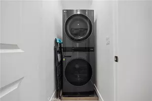 163 Baluster, Irvine, CA 92618 - Photo 17