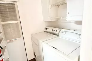 19251 Brookhurst, Huntington Beach, CA 92646 - Photo 33