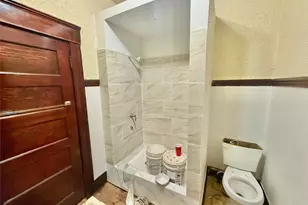 860 W 54th, Los Angeles, CA 90037 - Photo 9