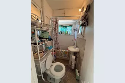 860 W 54th, Los Angeles, CA 90037 - Photo 21