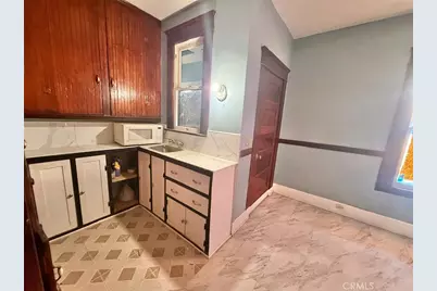 860 W 54th, Los Angeles, CA 90037 - Photo 7