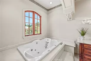 328 N Terrace View Dr, Monrovia, CA 91016 - Photo 63