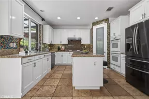 29062 Garnet Canyon, Saugus, CA 91390 - Photo 19