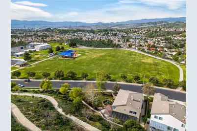 29062 Garnet Canyon, Saugus, CA 91390 - Photo 11