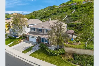 29062 Garnet Canyon, Saugus, CA 91390 - Photo 3