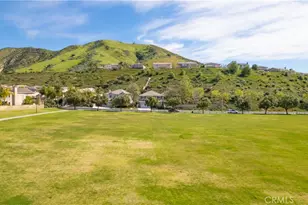 29062 Garnet Canyon, Saugus, CA 91390 - Photo 61