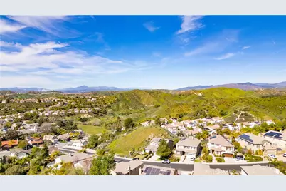 29062 Garnet Canyon, Saugus, CA 91390 - Photo 57