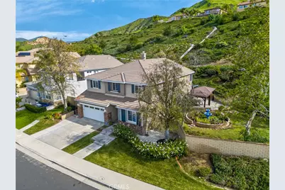 29062 Garnet Canyon, Saugus, CA 91390 - Photo 1