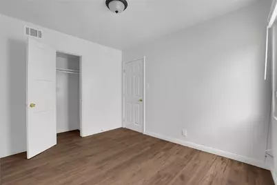 2035 W 102nd Street, Los Angeles, CA 90047 - Photo 25