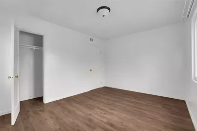 2035 W 102nd Street, Los Angeles, CA 90047 - Photo 27