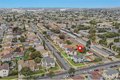 2035 W 102nd Street, Los Angeles, CA 90047 - Photo 33